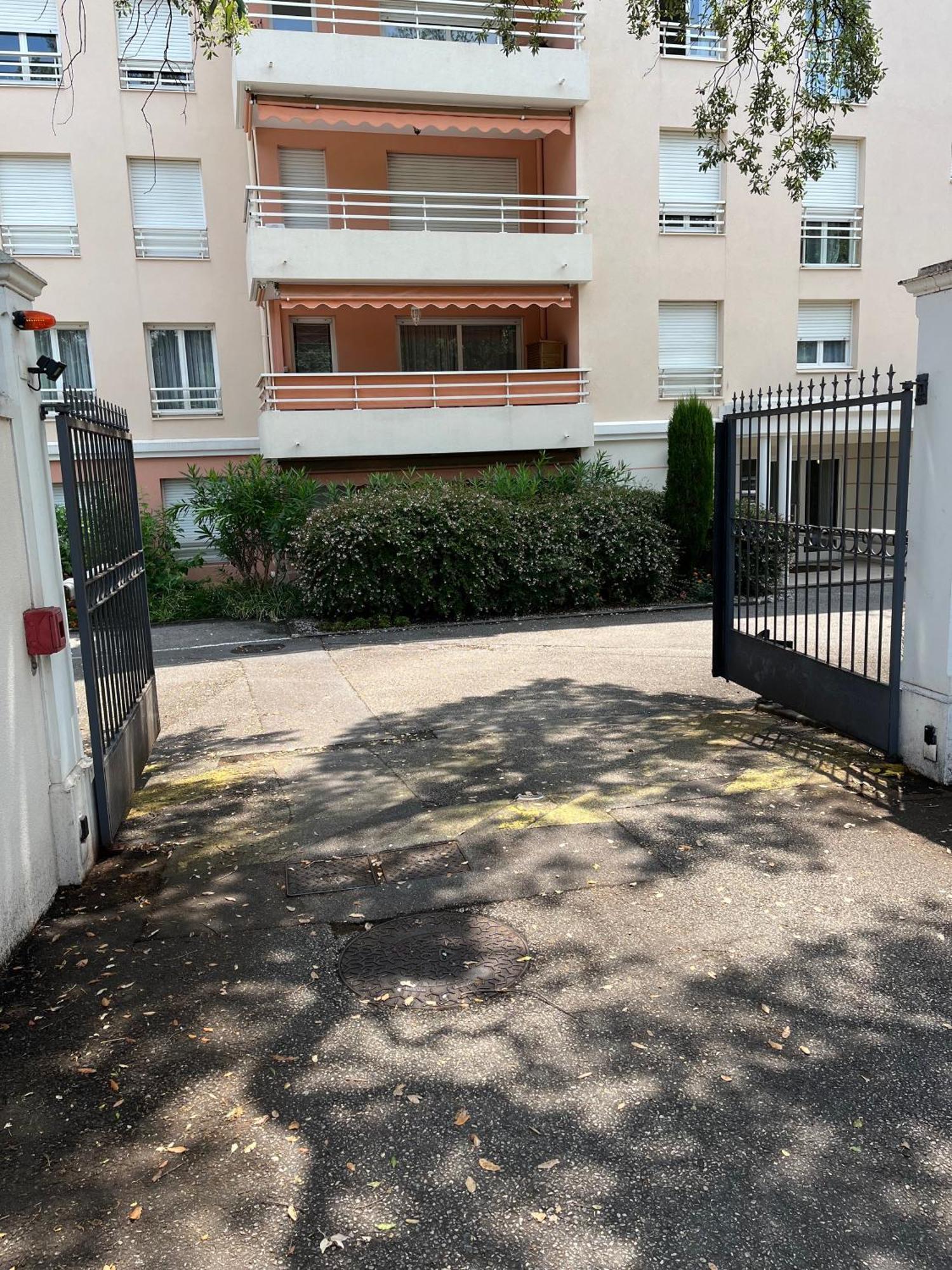Appartement 84M² Avec 2 Parkings Privatifs Villeneuve-Loubet Exterior foto